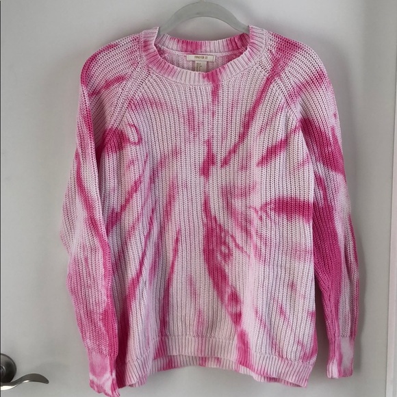 Forever 21 Sweaters - Pink Tie Dye Sweater Size Small